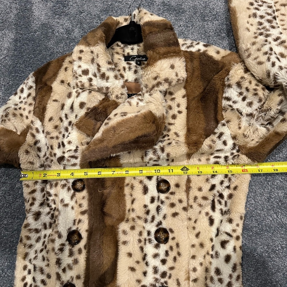 Leopard Print Faux Fur Jacket - Picture 2 of 4